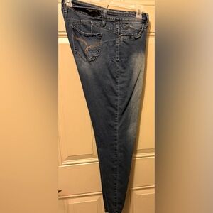 Royalty For Me Wannabettabutt Jeans Size 15